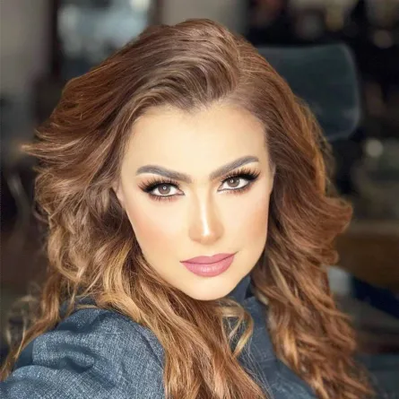 سيمون - الصورة من صفحتها الرسمية على الفيس بوك