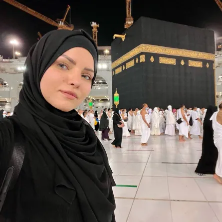 إيمان الحصري- الصورة من صفحتها الرسمية على الفيس بوك