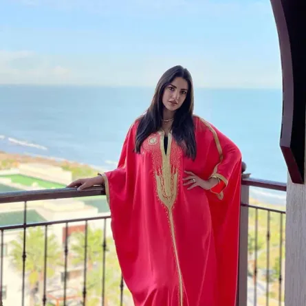 درة بفستان من تصميم تونسي- الصورة من حسابها على الفيس بوك