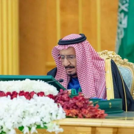 خادم الحرمين الشريفين يرأس جلسة مجلس الوزراء - الصورة من "واس"
