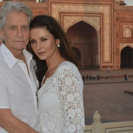 كاثرين وزوجها - الصورة من حساب النجمة على إنستغرام