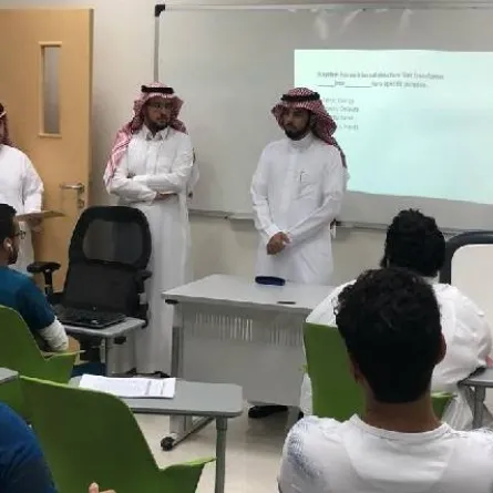 الجامعة الإلكترونية  مصدر الصورة موقع الجامعة