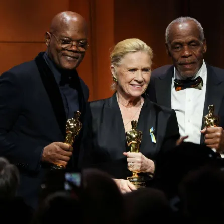 صامويل جاكسون وليف أولمان وداني غلوفر- الصورة من موقع Reuters