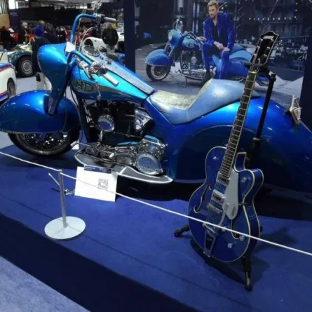 سعر قياسي لدراجة نارية من مقتنيات جوني هاليداي بمزاد في فرنسا