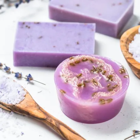 خطوات منزلية سهلة لصنع الصابون الصلب