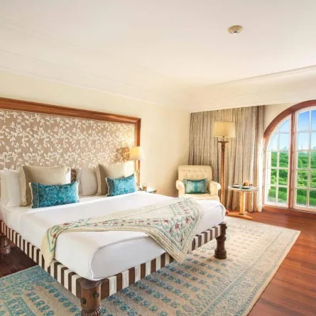 أفخم الفنادق في ميدنة أغرا الهندية