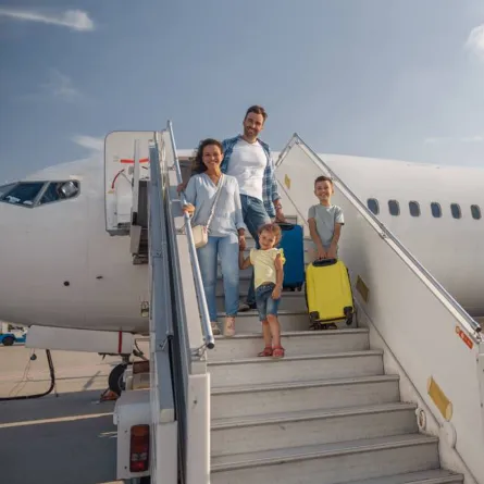 كيفية السيطرة على إزعاج الأطفال على متن الطائرة ؟