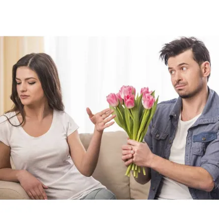 إنني الآن يا صديقي أعترف بين يديك أن في قلبي حسرات على ما تسببت به لكَ من جراح