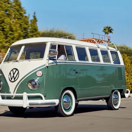 فولكس فاغن تعيد إحدى أشهر حافلاتها الكلاسيكية 