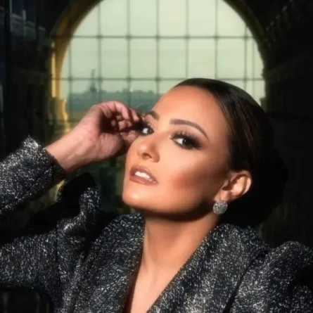 الفنانة بشرى - الصورة من صفحتها على موقع " انستغرام "