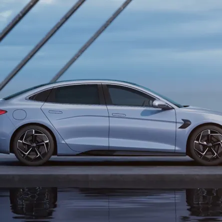 سيارة سيل المنافسة ل تسلا 3