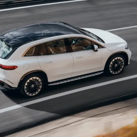 مرسيدس اي كيو اس الكهربائية الجديدة بثلاثة صفوف