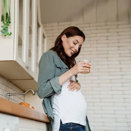  مشروبات تساعد على تسهيل الولادة