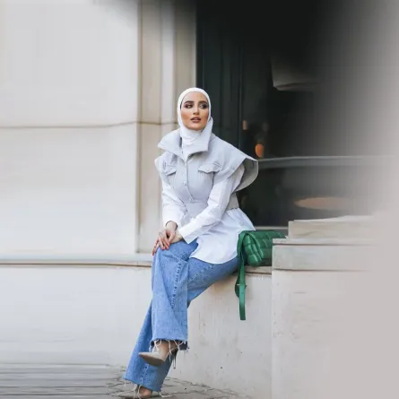 تنسيق ازياء الجينز باسلوب دلال الدوب