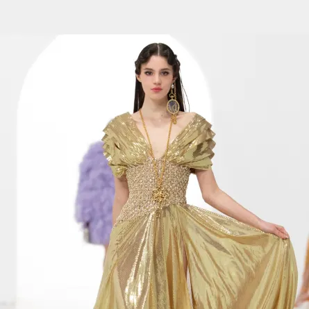 فساتين سهرة فاخرة من عروض الأزياء الراقية