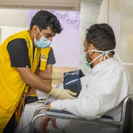 خمس عيادات طبية للمعتكفين بالمسجد الحرام