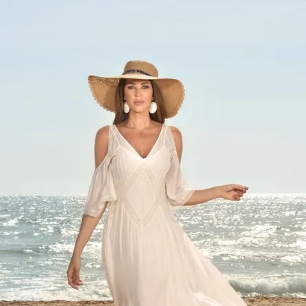 إطلالات صيفية منعشة من كارلا حداد- الصورة من حسابها على انستغرام