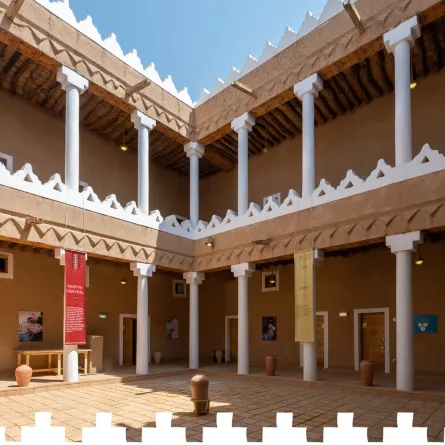 هيئة التراث السعودية تحتفي بيوم التراث العالمي - الصورة من حساب هئية التراث على تويتر