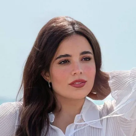 الفنانة إيمان الحسيني - صورة من حسابها على موقع " انستغرام"