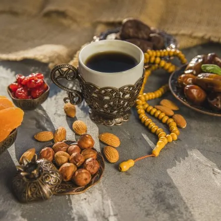 أضرار شرب القهوة بعد الإفطار