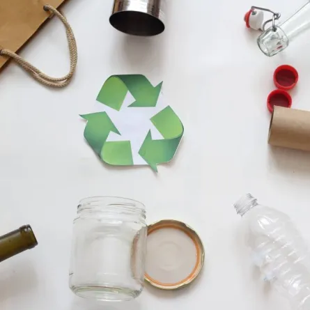 إعادة تدوير البرطمانات الزجاجية