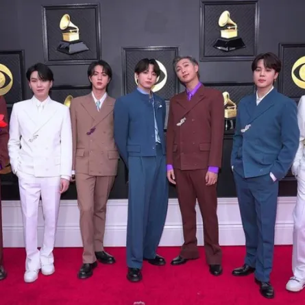 BTSBTS- الصورة من حساب الغرامي على انستغرام