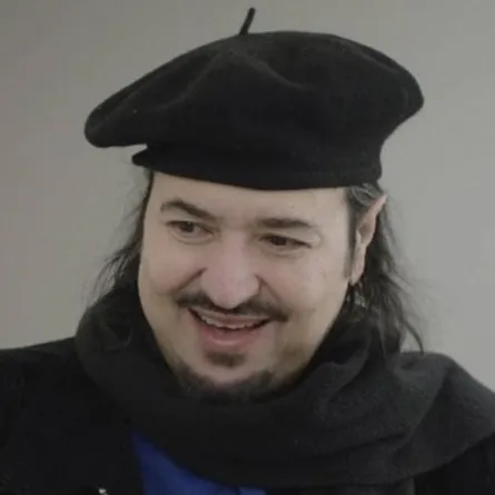 خالد سامي في المستشفى - الصورة من حساب نجله على تويتر