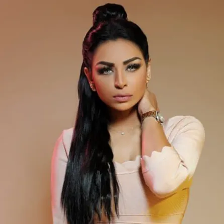 هند البلوشي- الصورة من حسابها على الانستغرام