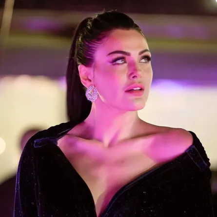 الفنانة دارين حداد - صورة من صفحتها على موقع " انستغرام " 