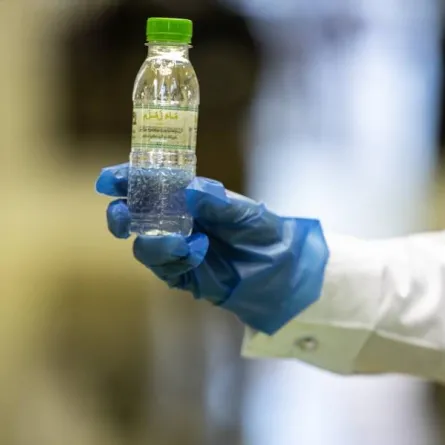 توزيع أكثر من نصف لتر من ماء زمزم لإفطار الصائمين - الصورة من موقع الرئاسة العامة لشؤون الحرمين