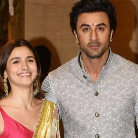 عليا بهات ورانبير كابور- الصورة من موقع Pinkvilla