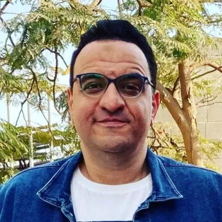 هشام إسماعيل - الصورة من حسابه على إنستغرام