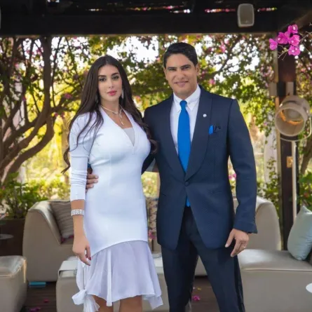 ياسمين صبري وزوجها - الصورة من حسابها على انستغرام