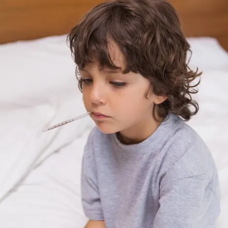 صورة لطفل مصاب بالغثيان