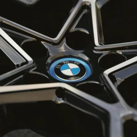 بي إم دبليو وميني تنتجان عجلات ألومنيوم من الطاقة في 2024