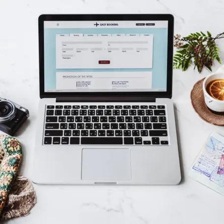 أخطاء يرتكبها المسافر عند حجز الرحلات أونلاين