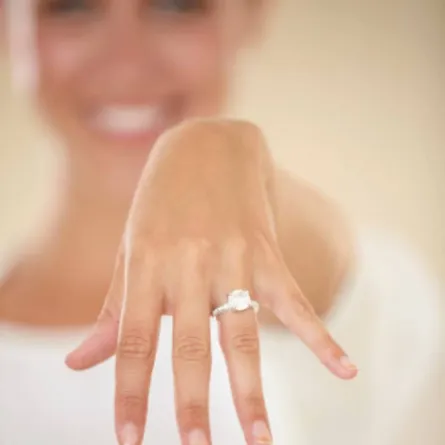 الخاتم للمتزوجة