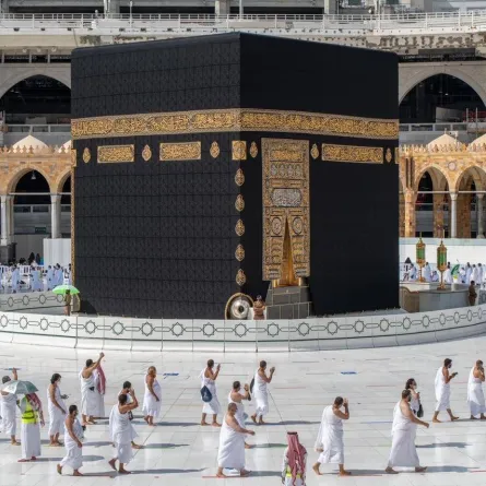 التأشيرة السياحية تتيح لحامليها أداء مناسك العمرة والاستمتاع بأجواء جدة التاريخية