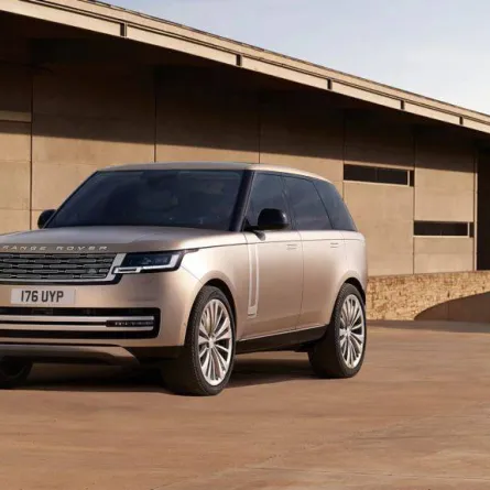 لاند روفر تطلق أيقونتها Range Rover الجديدة 