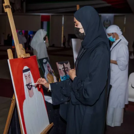 الاحتفال بيوم الفن العالمي. الصورة من "وام"