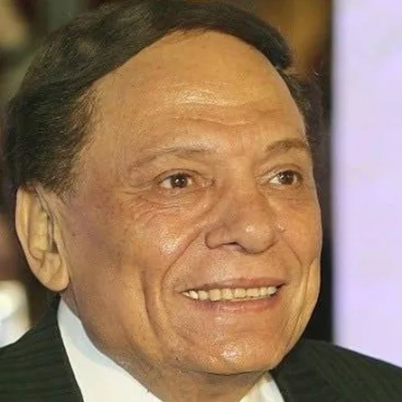 الفنان عادل إمام - صورة من صفحته على موقع " انستغرام"