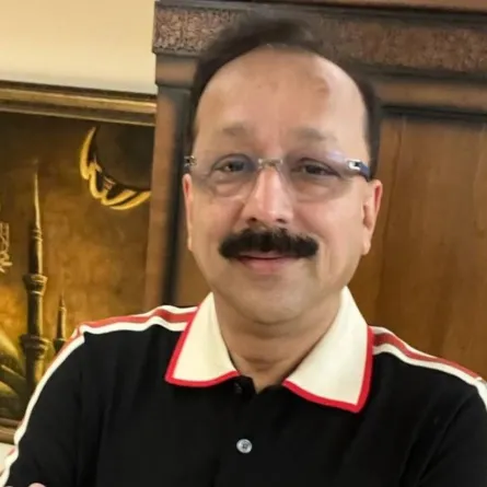 بابا صدِّيقي- الصورة من حسابه على إنستغرام