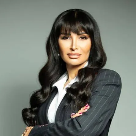 رشا شربتجي - الصورة من حسابها على فيسبوك