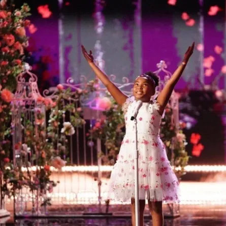 أصغر مطربة أوبرا بالعالم 