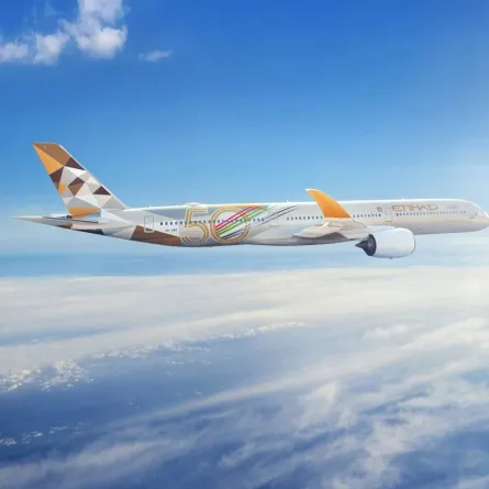 إطلاق أسبوع الرحلات التجريبية للحد من الانبعاثات الكربونية. الصورة من "وام"