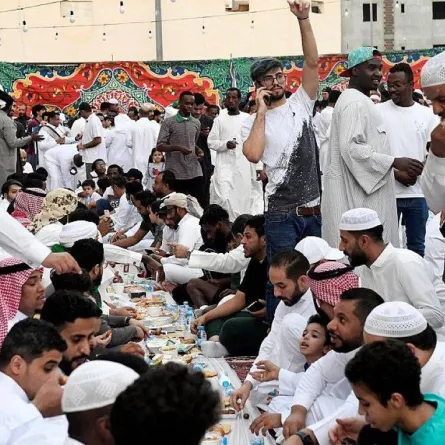 موائد الإفطار الجماعي