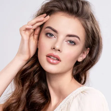 العناية بالبشرة