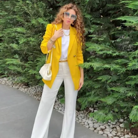 إطلالات النجمات بالبليزر