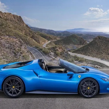 فيراري جي تي اس 296