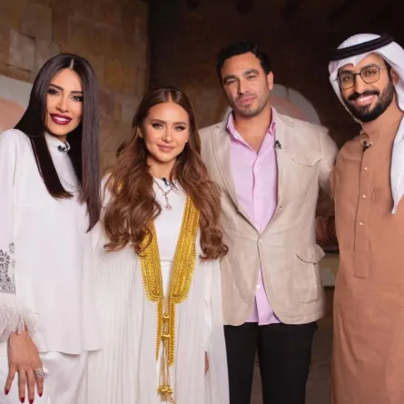 نيللي كريم وهشام عاشور وإلهام علي وزوجها خالد صقر - الصورة من حساب إلهام على انستغرام